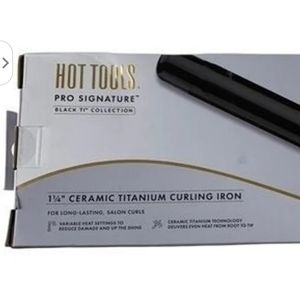 Hot Tools Pro Signature Black Titanium 1 1/4 Curling Iron